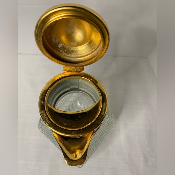 VINTAGE BARWARE | Wine/Liquor/Water Decanter, Decanter with Ornate Metal Top - Picture 3 of 8